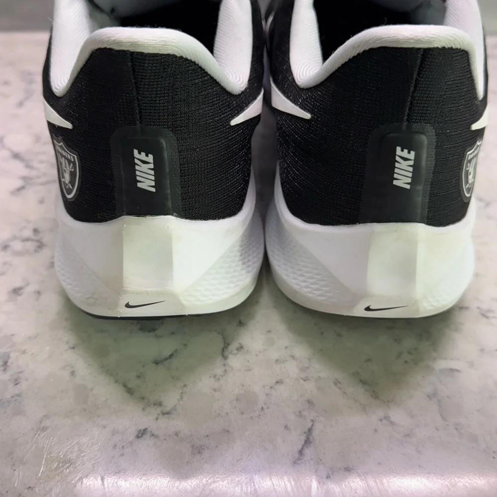 Nike NFL Las Vegas Raiders Pegasus 39 Shoes Las Vegas size 10 Black Sneakers - Picture 5 of 8